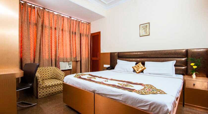 TG Rooms Arakashan Road, New Delhi 5